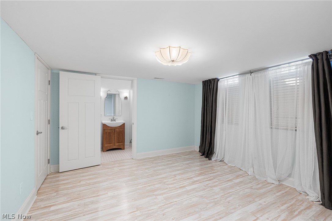 3989 E Meadow Lane Orange OH 44122