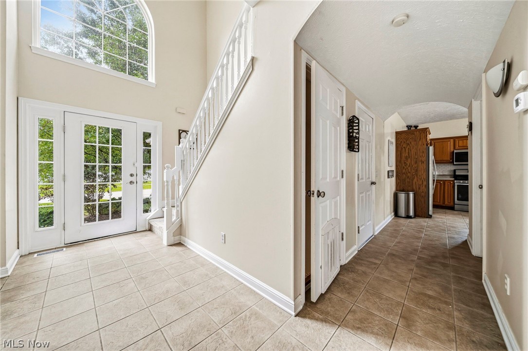 1121 Ashview Drive Madison OH 44057