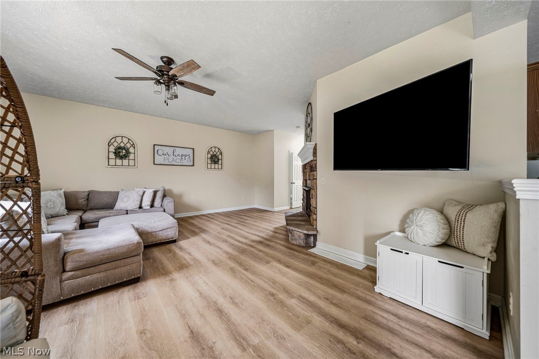 1121 Ashview Drive Madison OH 44057