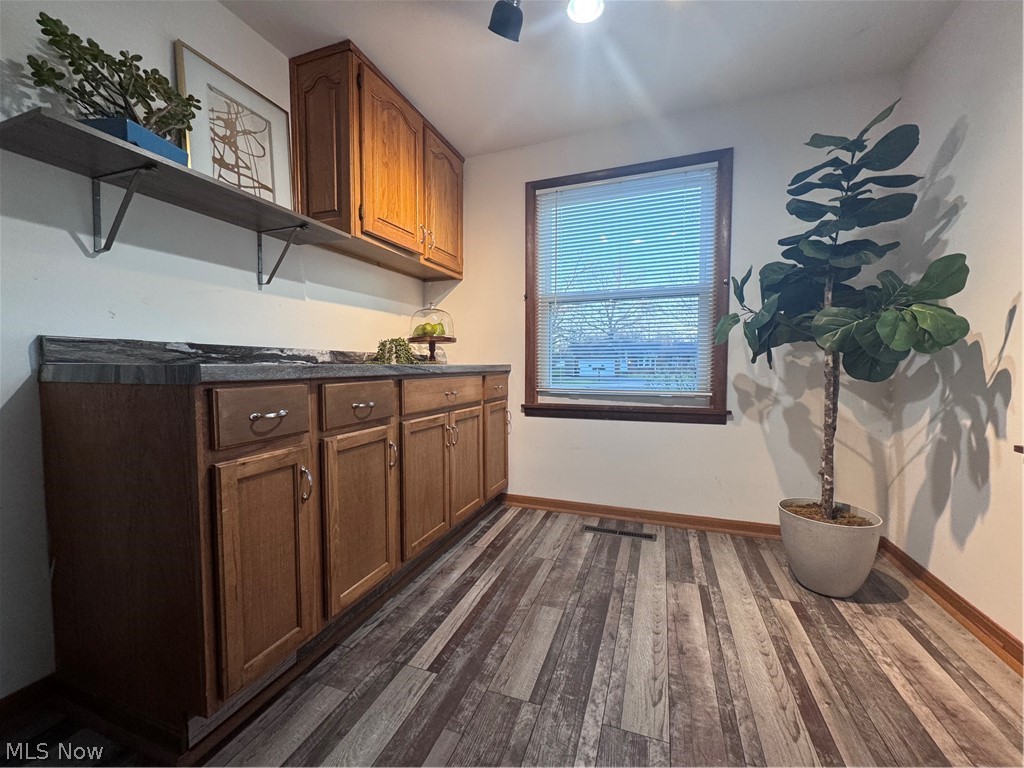 1621 Coventry Avenue NE Warren OH 44483