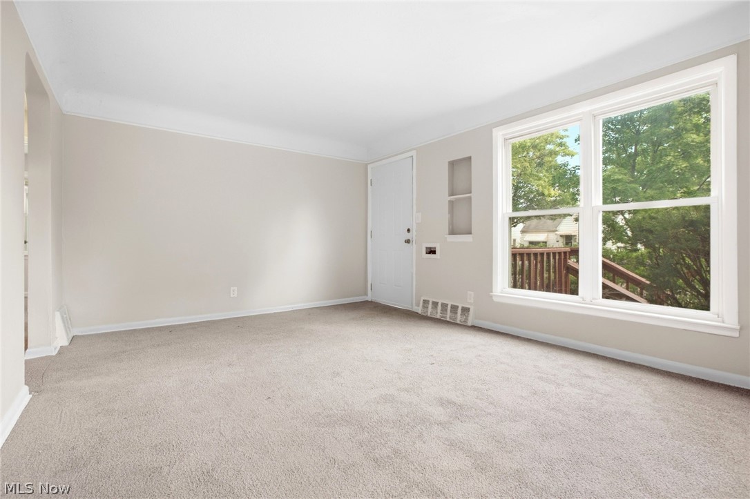 892 E 139th Street Cleveland OH 44110