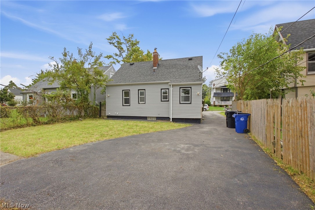 892 E 139th Street Cleveland OH 44110