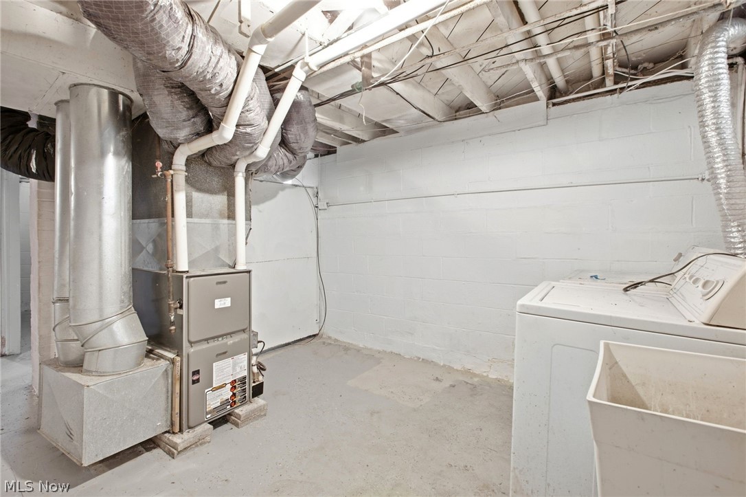 892 E 139th Street Cleveland OH 44110