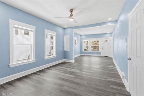 4517 Gifford Avenue Cleveland OH 44144