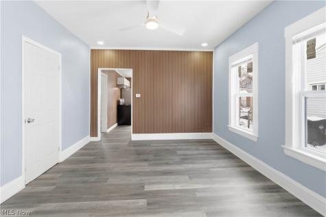 4517 Gifford Avenue Cleveland OH 44144