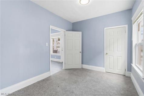 4517 Gifford Avenue Cleveland OH 44144