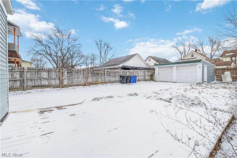 4517 Gifford Avenue Cleveland OH 44144