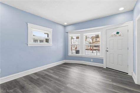 4517 Gifford Avenue Cleveland OH 44144