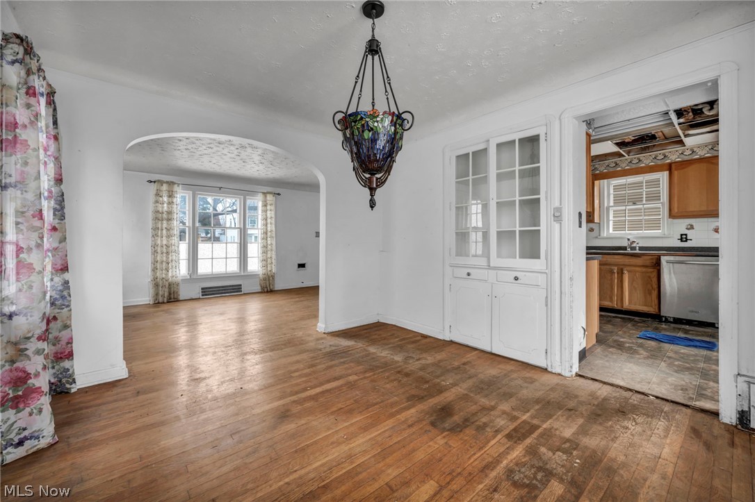 9704 S Highland Avenue Garfield Heights OH 44125