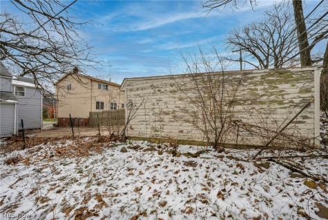 9704 S Highland Avenue Garfield Heights OH 44125
