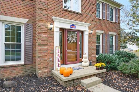 9020 Humberside Avenue NW North Canton OH 44720