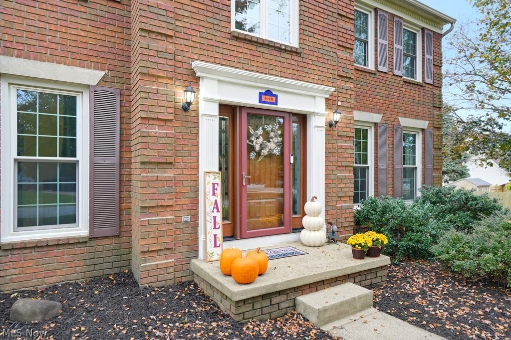 9020 Humberside Avenue NW North Canton OH 44720