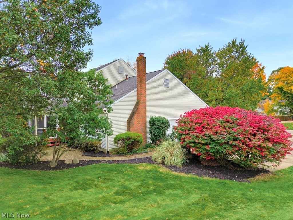 9020 Humberside Avenue NW North Canton OH 44720