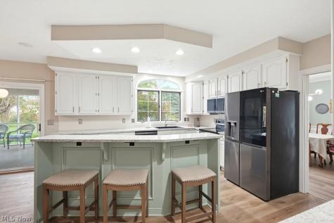 9020 Humberside Avenue NW North Canton OH 44720
