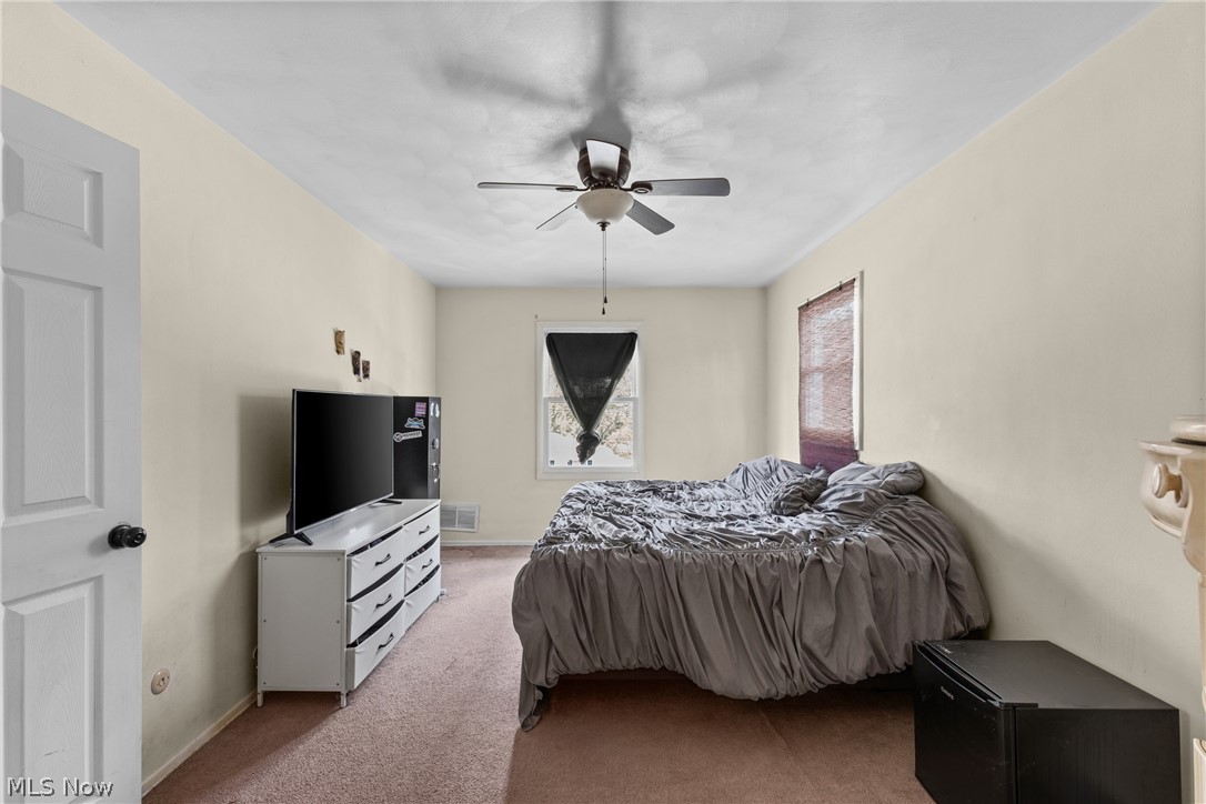 324 Thomas Street Wintersville OH 43953
