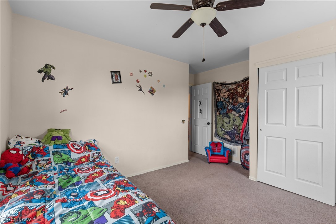 324 Thomas Street Wintersville OH 43953