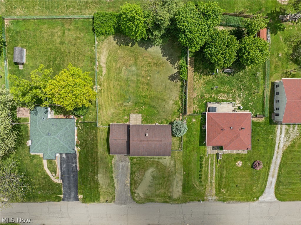 324 Thomas Street Wintersville OH 43953