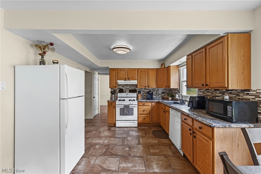 324 Thomas Street Wintersville OH 43953