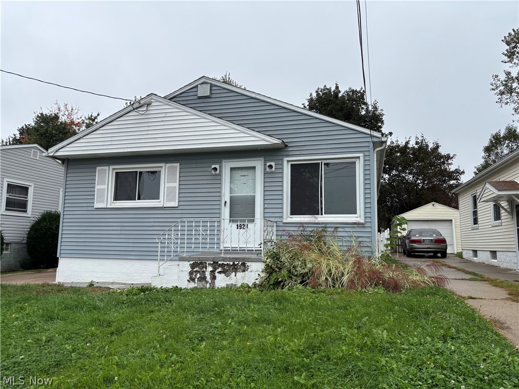 1928 13th Street SW Akron OH 44314
