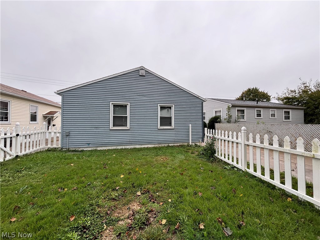 1928 13th Street SW Akron OH 44314