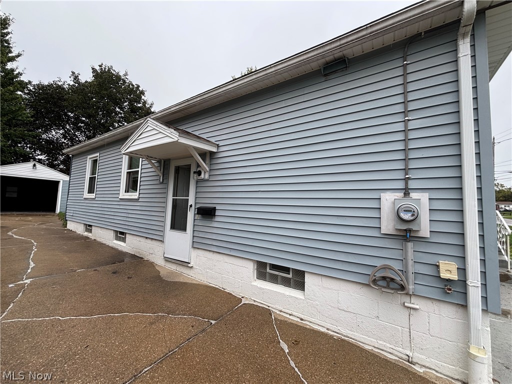 1928 13th Street SW Akron OH 44314