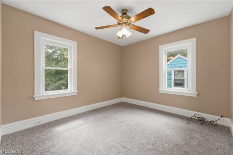 22434 Seabrooke Avenue Euclid OH 44123