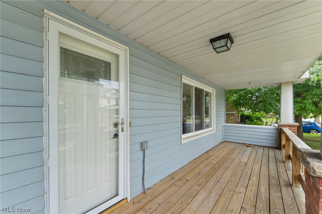 22434 Seabrooke Avenue Euclid OH 44123