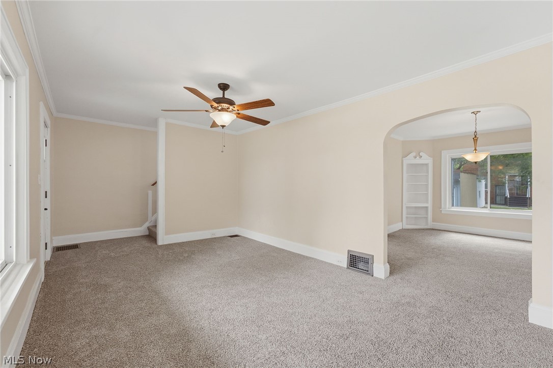 22434 Seabrooke Avenue Euclid OH 44123