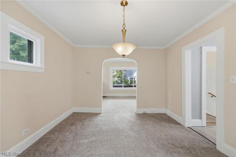 22434 Seabrooke Avenue Euclid OH 44123