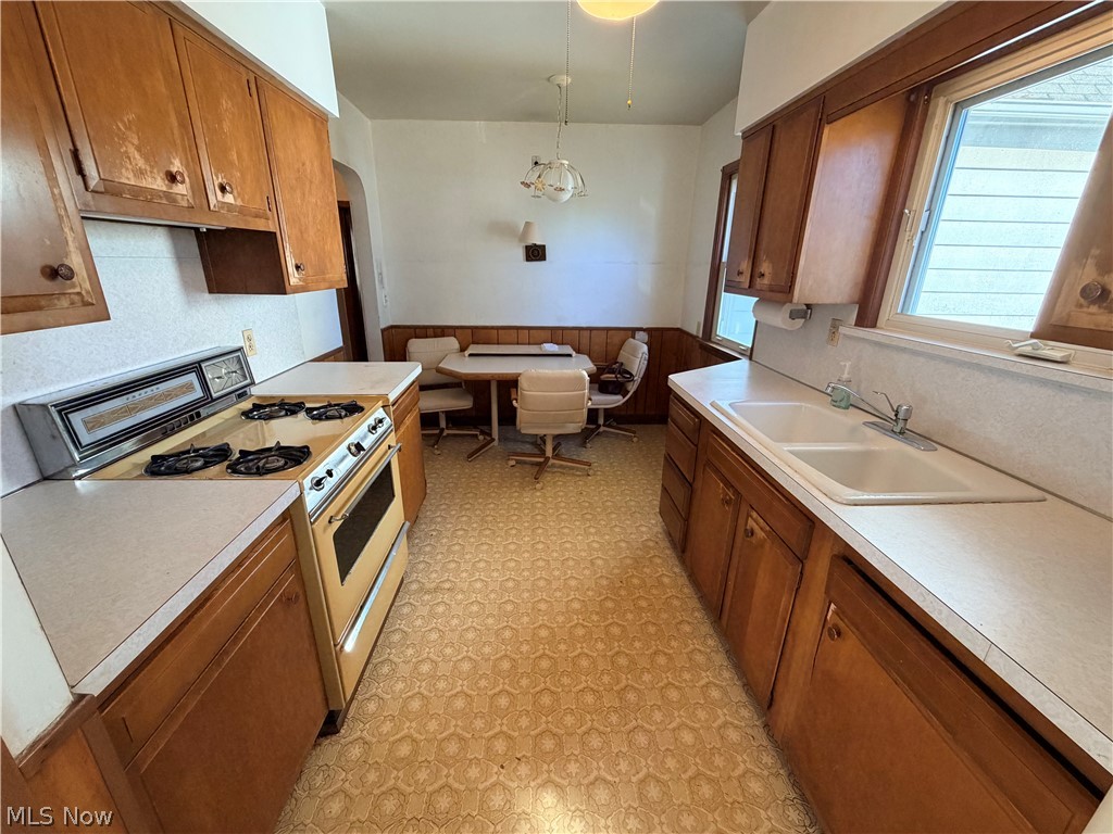 4581 E 49th Street Cuyahoga Heights OH 44125