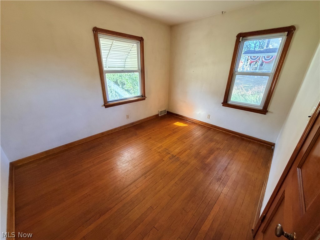 4581 E 49th Street Cuyahoga Heights OH 44125