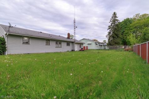 1014 Kirwan Drive Youngstown OH 44515