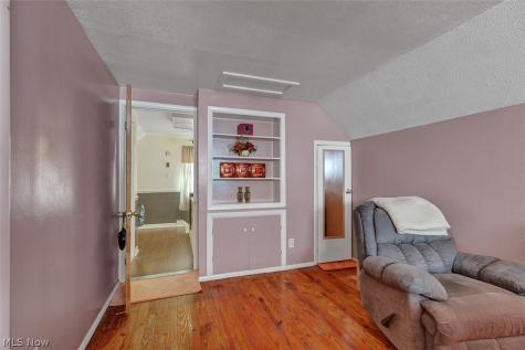 14903 Tabor Avenue Maple Heights OH 44137
