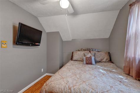 14903 Tabor Avenue Maple Heights OH 44137