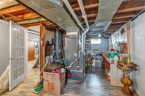 14903 Tabor Avenue Maple Heights OH 44137