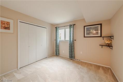 33170 Ledge Hill Drive Solon OH 44139