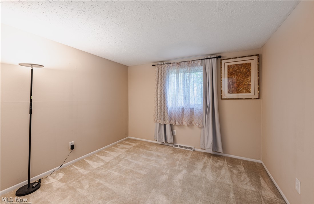 33170 Ledge Hill Drive Solon OH 44139