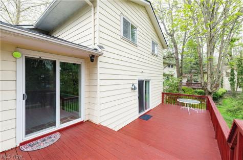 33170 Ledge Hill Drive Solon OH 44139