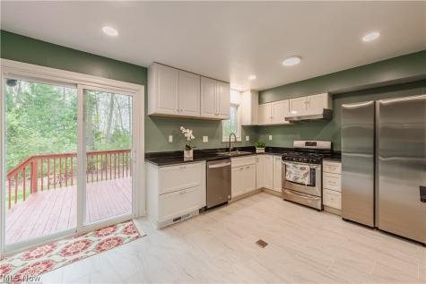 33170 Ledge Hill Drive Solon OH 44139