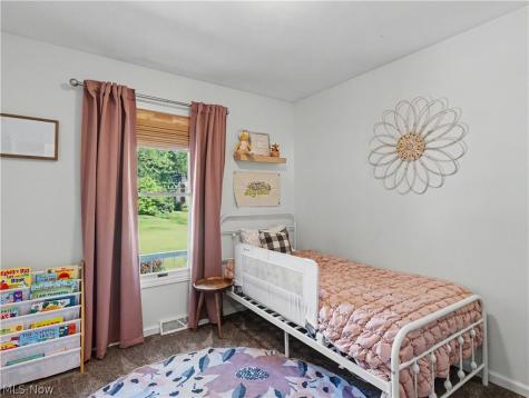 408 Abbyshire Road Akron OH 44319