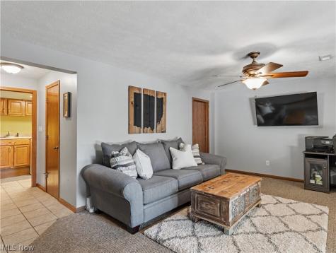 408 Abbyshire Road Akron OH 44319