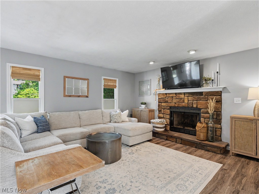 408 Abbyshire Road Akron OH 44319