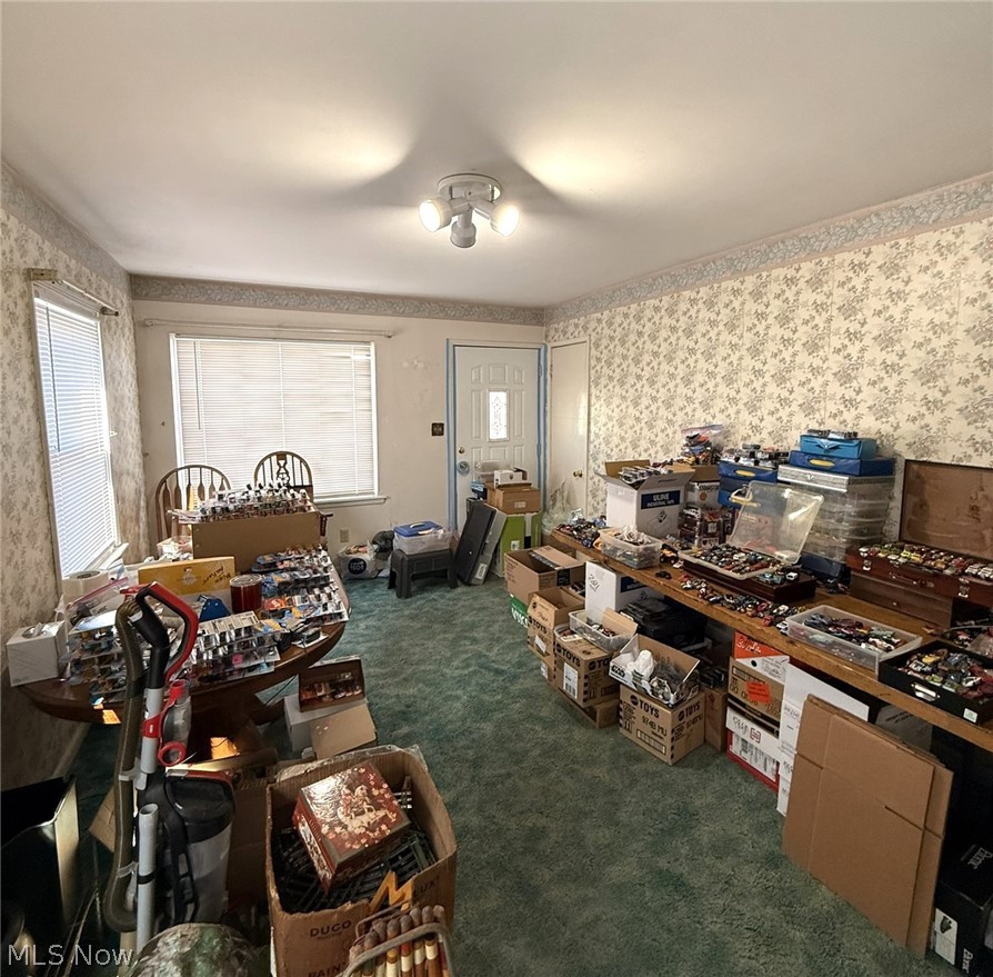 965 Adelaide Avenue SE Warren OH 44484