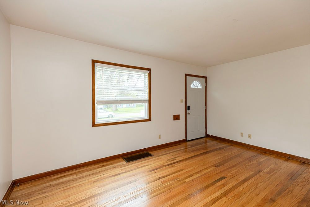 1710 Norwood Street NW Warren OH 44485