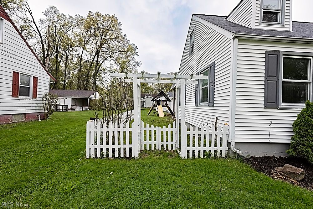 1710 Norwood Street NW Warren OH 44485