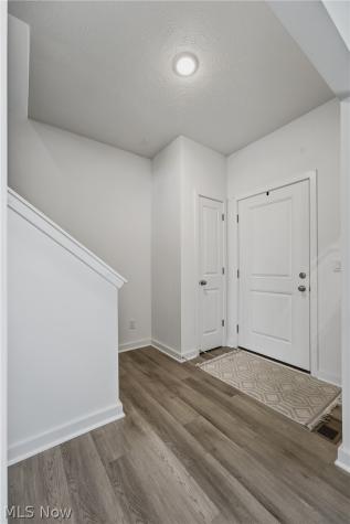 356 Jonagold Drive NE Louisville OH 44641