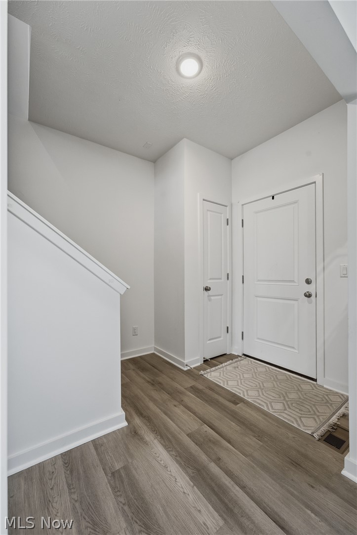 356 Jonagold Drive NE Louisville OH 44641