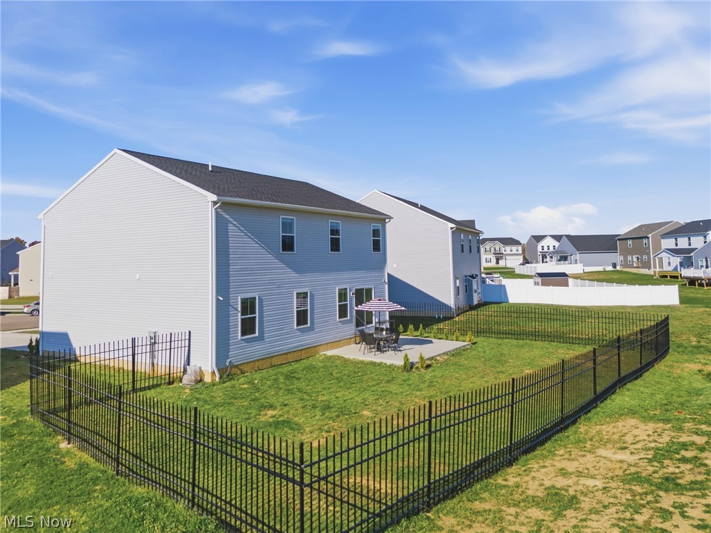 356 Jonagold Drive NE Louisville OH 44641
