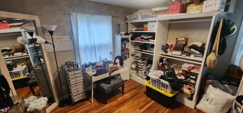 21351 Crystal Avenue Euclid OH 44123