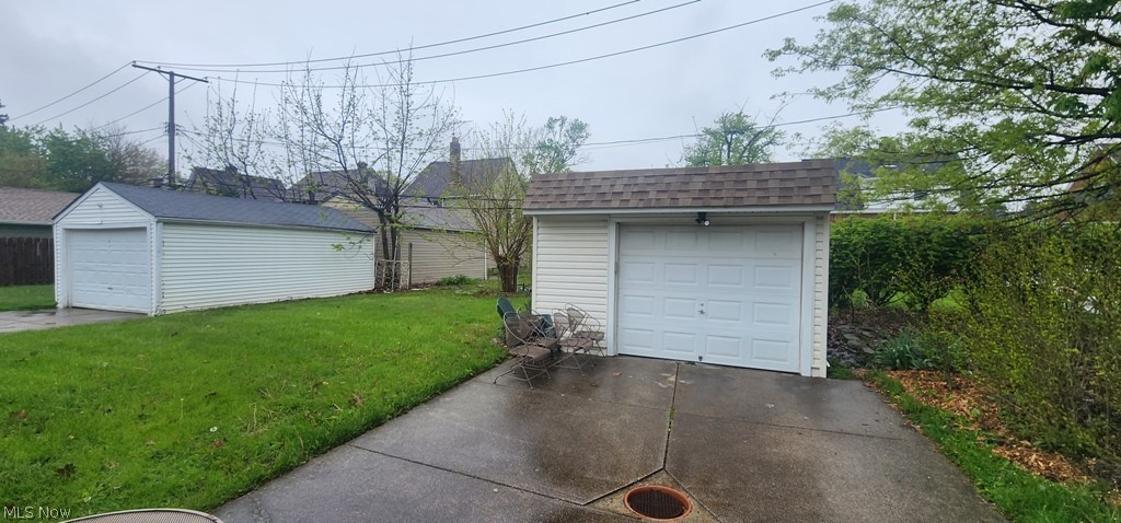 21351 Crystal Avenue Euclid OH 44123